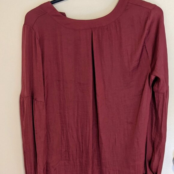 Womens Medium Simply Vera Wang Shirt - Picture 3 of 3